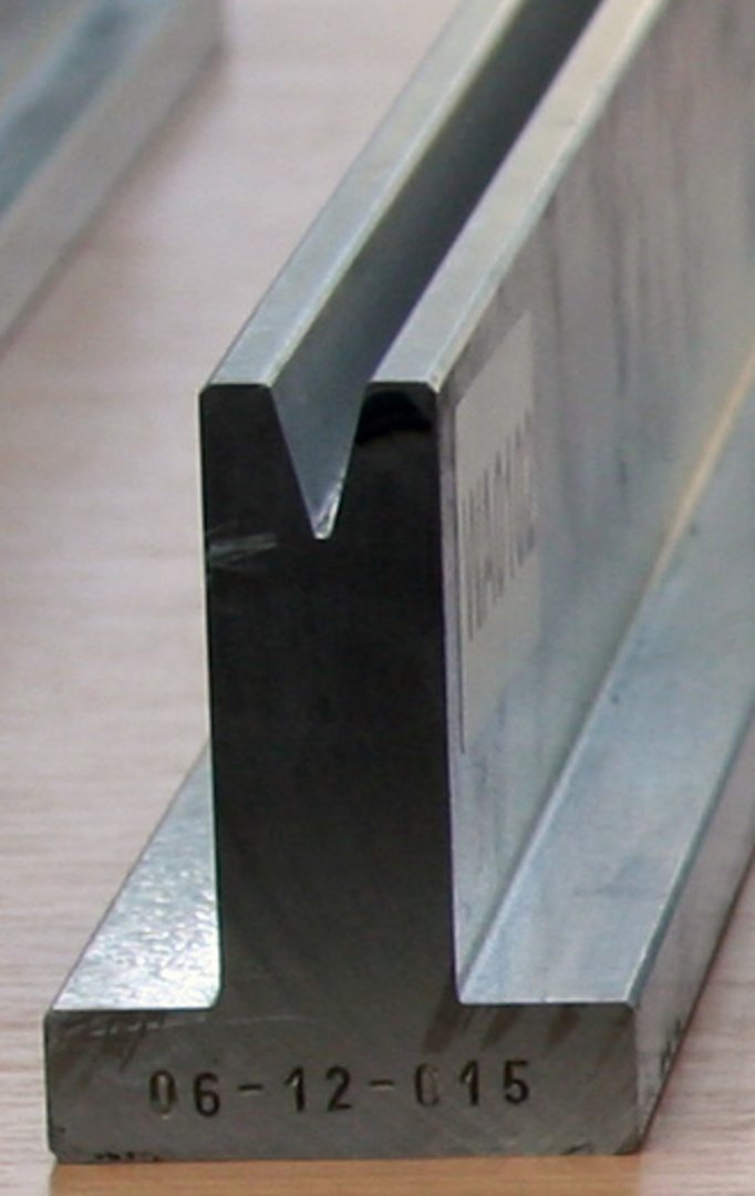 wa0102_1.jpg