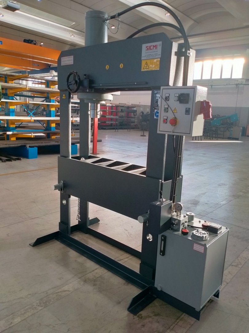 hydraulische-werkstattpressen-sicmi-pss-1.jpg